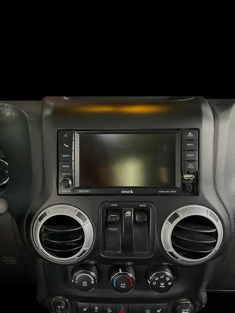 Instalación de Vibe Wheels: jeep jk 2011 2018 estereo original